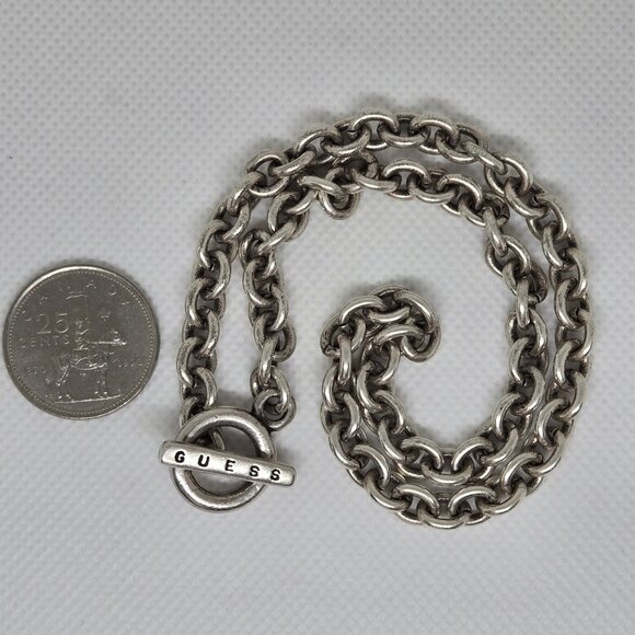 GUESS Chunky Necklace Silver O Ring Link Toggle Catch Y2K - Picture 2 of 6